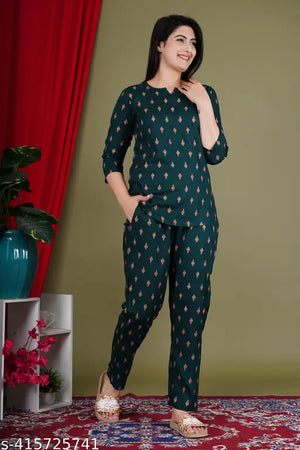 Trendy Fashionable Women Top & Bottom Sets