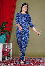 Trendy Fashionable Women Top & Bottom Sets