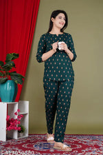 Trendy Fashionable Women Top & Bottom Sets