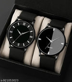 LIMESTONE Classic Men Black Silicon Analog Watch