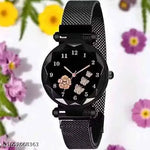 NEWW FLOWER MAGNET BLACK_BLUE
