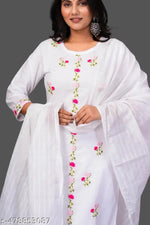 Women'S Cotton Printed Floral Straight Kurta With Pants And Dupatta