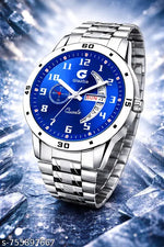 LIMESTONE Classic Men Black Silicon Analog Watch
