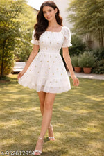Dresses for girls-, Sleeveless, Scoop Neck, Swing Dress, Polka Dot Floral Print, White